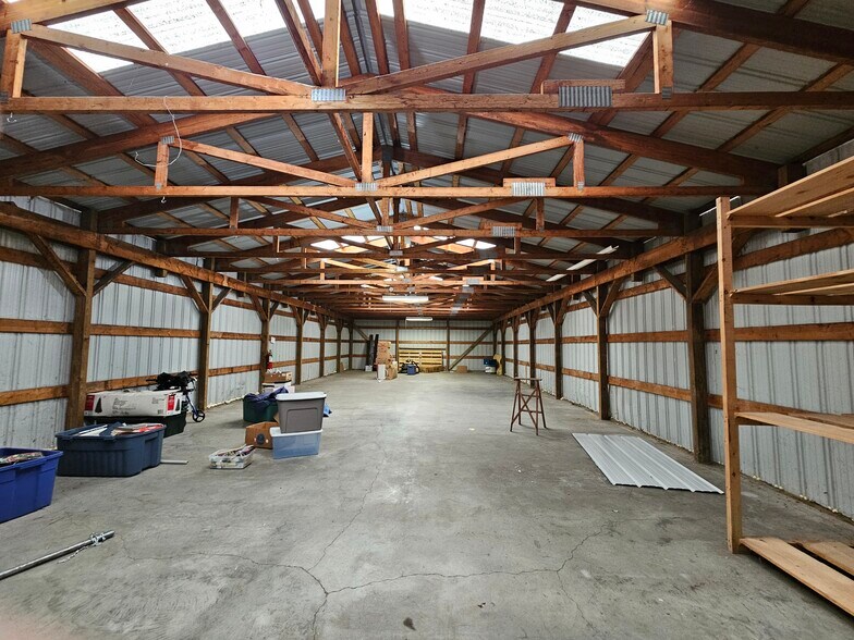 More Photos Of 408 Columbus Ave, Bay City Freestanding For Sale