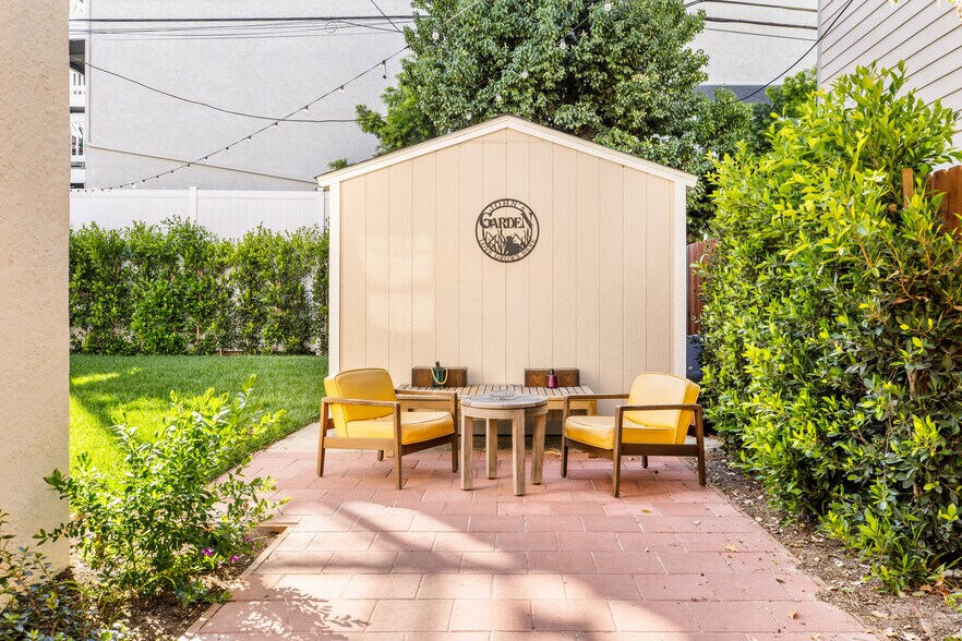 More Photos Of 1117 Mira Mar Ave, Long Beach Apartments For Sale