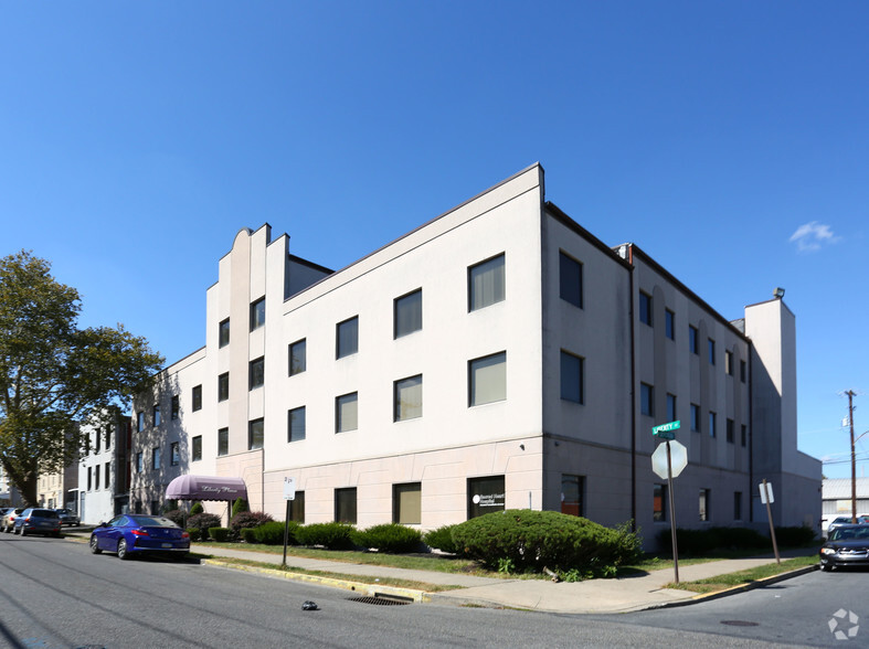 Primary Photo Of 1227 W Liberty St, Allentown Office For Lease