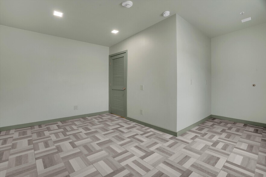 More Photos Of 640 State Highway 12, Rio Vista Hotel For Sale