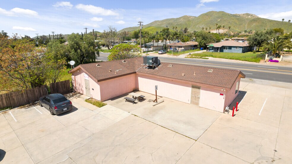 More Photos Of 8320-8322 Mission Blvd, Jurupa Valley Storefront Retail Office For Sale