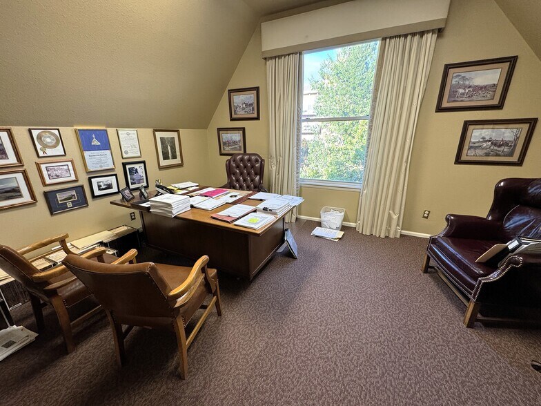 More Photos Of 1660-1664 Downing St, Denver Office For Sale