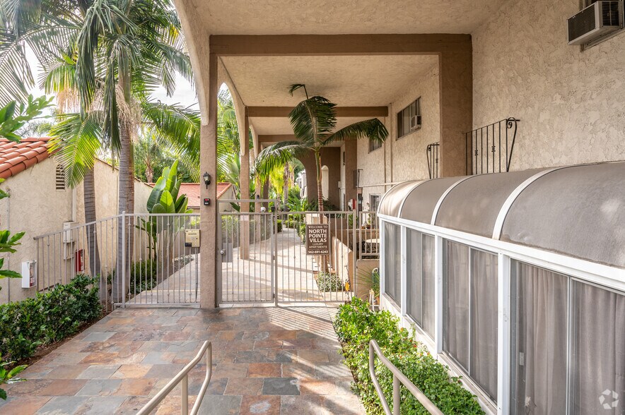 More Photos Of 1001 N Harbor Blvd, La Habra Apartments For Sale