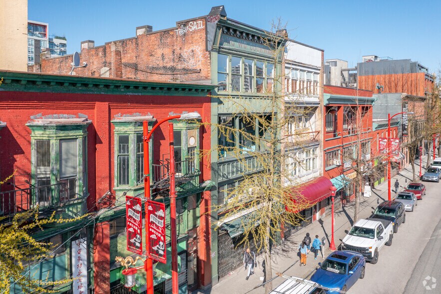 More Photos Of 23 E Pender St, Vancouver Storefront Retail Office For Lease