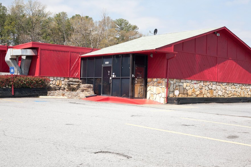 More Photos Of 2997 Campbellton Rd SW, Atlanta Restaurant For Sale