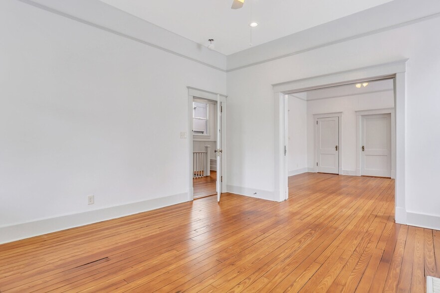 More Photos Of 420 E Bolton St, Savannah Apartments For Sale