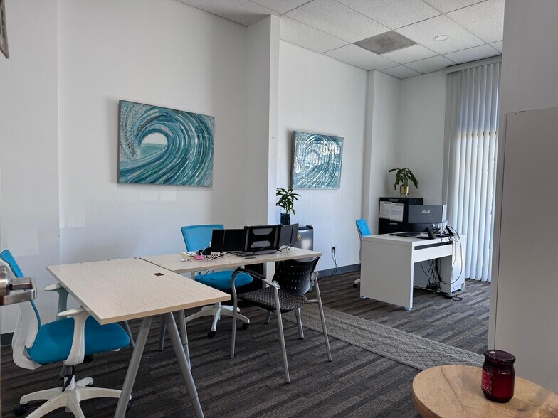 More Photos Of 2135-2141 Bellflower Blvd, Long Beach Storefront For Lease