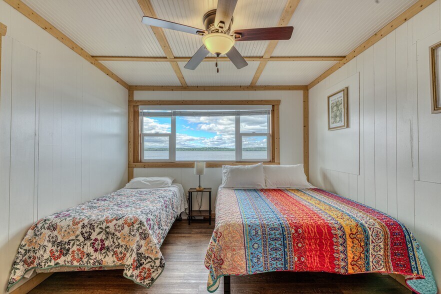 More Photos Of 8372 E Flowage Ln, Gordon Multifamily For Sale