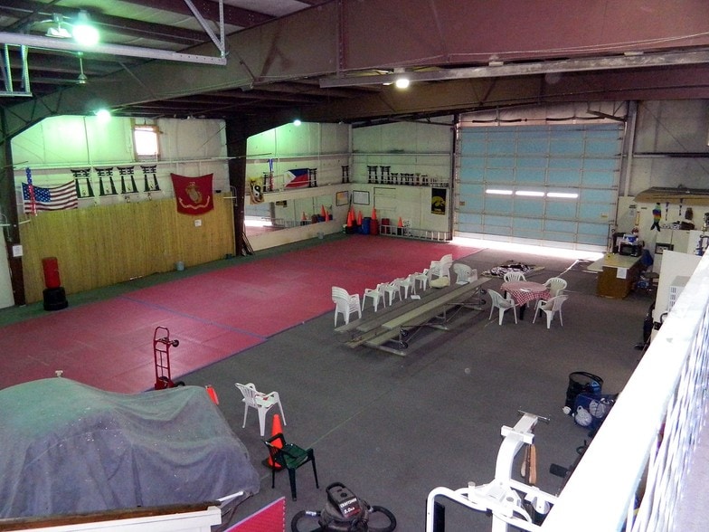 More Photos Of 5225 Washburn Way, Klamath Falls Warehouse For Sale