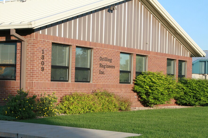 More Photos Of 1309 Duff Dr, Fort Collins Warehouse For Sale