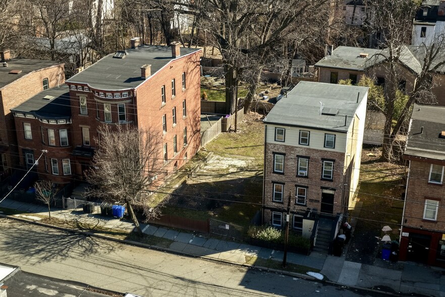 Primary Photo Of 364 Liberty St, Newburgh Apartments For Sale