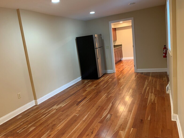 More Photos Of 3527 Darrow Rd, Stow Office For Sale