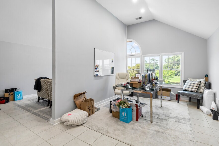 More Photos Of 1001 Landfall Way, Johns Island Storefront Retail Office For Sale