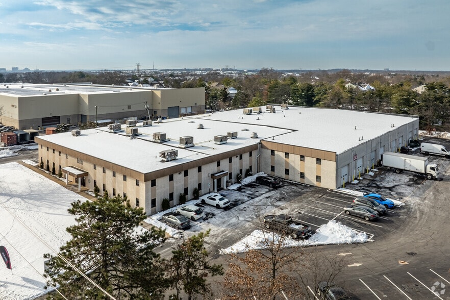More Photos Of 40 Brunswick Ave, Edison Warehouse For Lease