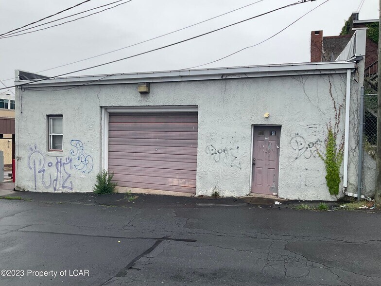 More Photos Of 22 S Prospect St, Nanticoke Office For Sale