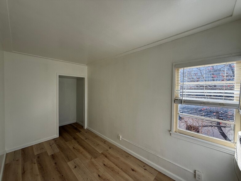 More Photos Of 4343 Laurel Canyon Blvd, Studio City Office For Lease