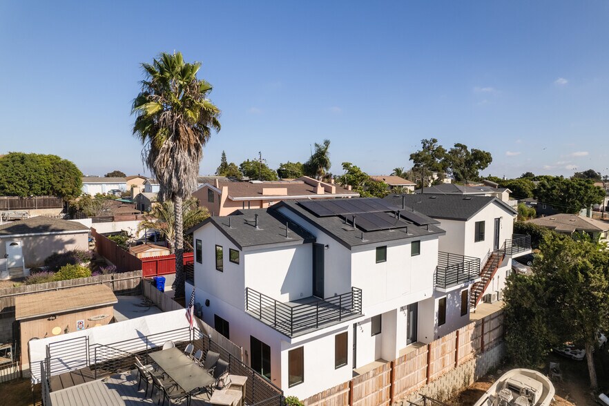 More Photos Of 6728 Thomson Ct, San Diego Apartments For Sale