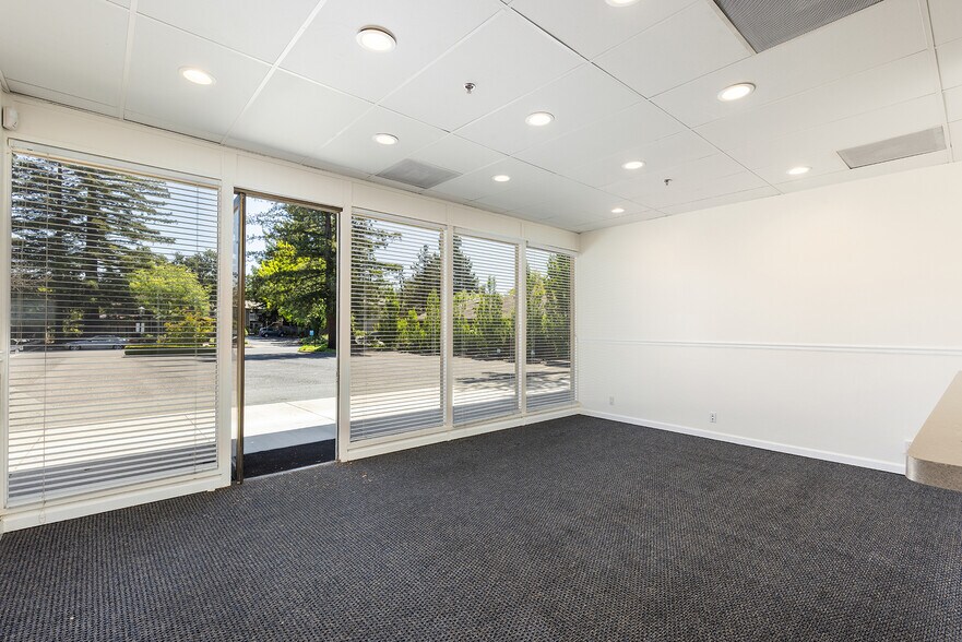 More Photos Of 3435 Valle Verde Dr, Napa Medical For Sale