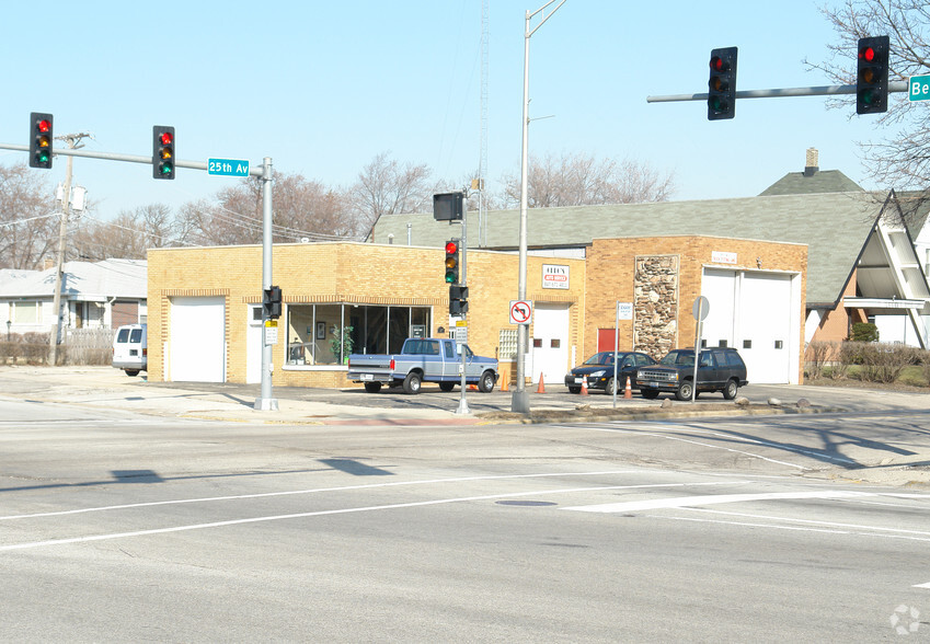 Primary Photo Of 3204 Rose St, Franklin Park Storefront Retail Office For Sale