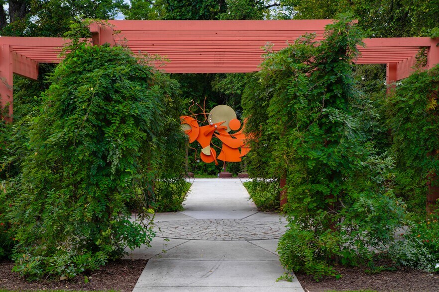 More Photos Of 1225 E Weisgarber Rd, Knoxville Office For Lease