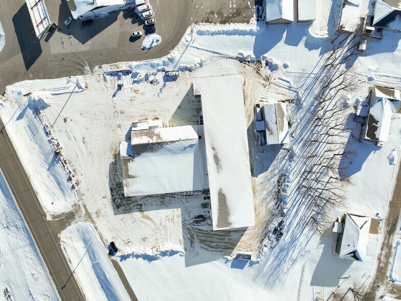 More Photos Of 6869 Columbus St, New Vienna Warehouse For Sale