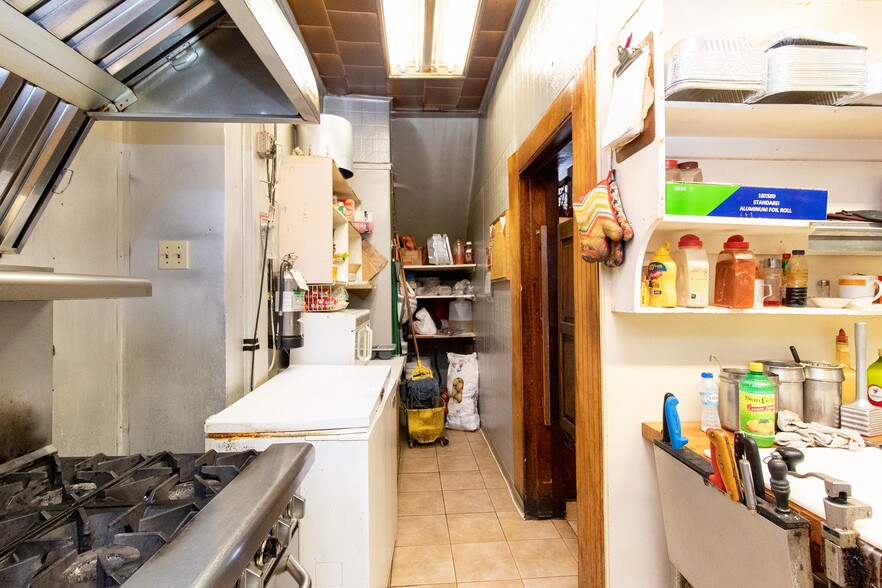 More Photos Of 172 Maple St, Naugatuck Restaurant For Sale