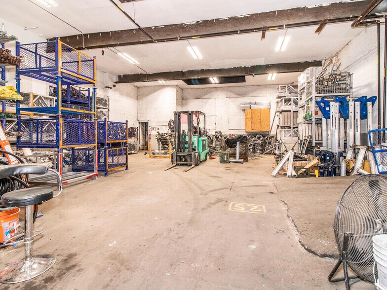 More Photos Of 205-02 Jamaica Ave, Hollis Auto Repair For Sale