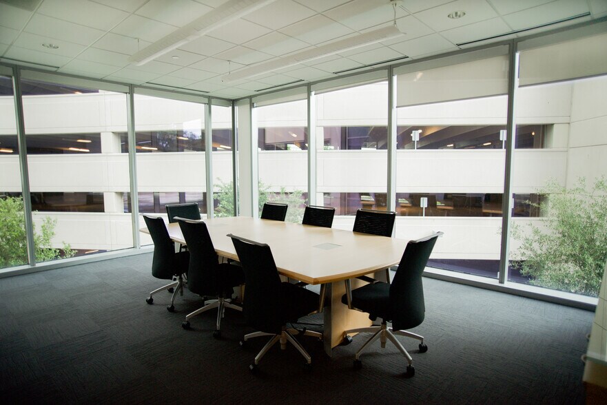 More Photos Of 12120 Wickchester Ln, Houston Office For Lease