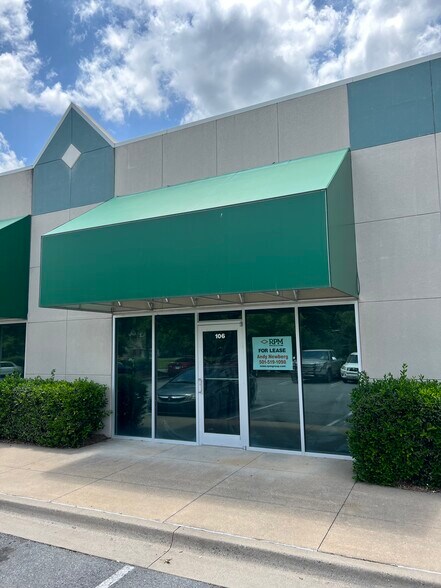 More Photos Of 16101 Cantrell Rd, Little Rock Office For Lease