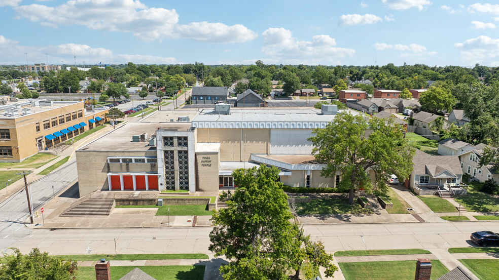 Primary Photo Of 1203 S Columbia Ave, Tulsa Religious Facility For Sale