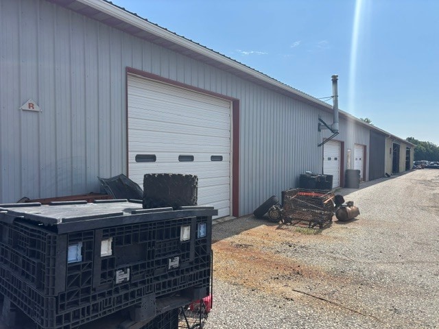 Primary Photo Of 110-116 Berlin Cross Keys Rd, Berlin Auto Salvage Facility For Sale