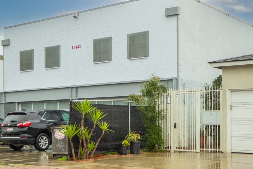 More Photos Of 13432 Beach Ave, Marina Del Rey Loft Creative Space For Sale