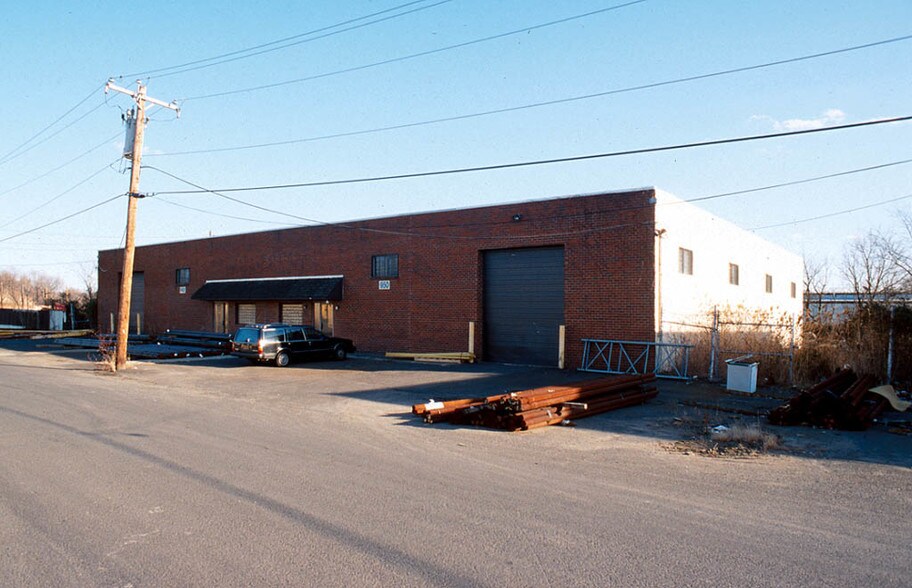 More Photos Of 950 Miller Ave, Croydon Warehouse For Sale