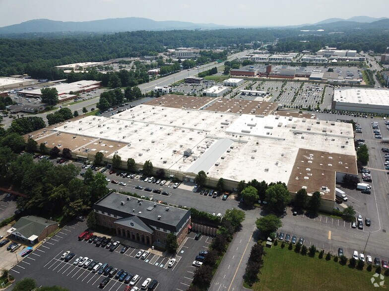 More Photos Of 1180 Seminole Trl, Charlottesville Warehouse For Lease