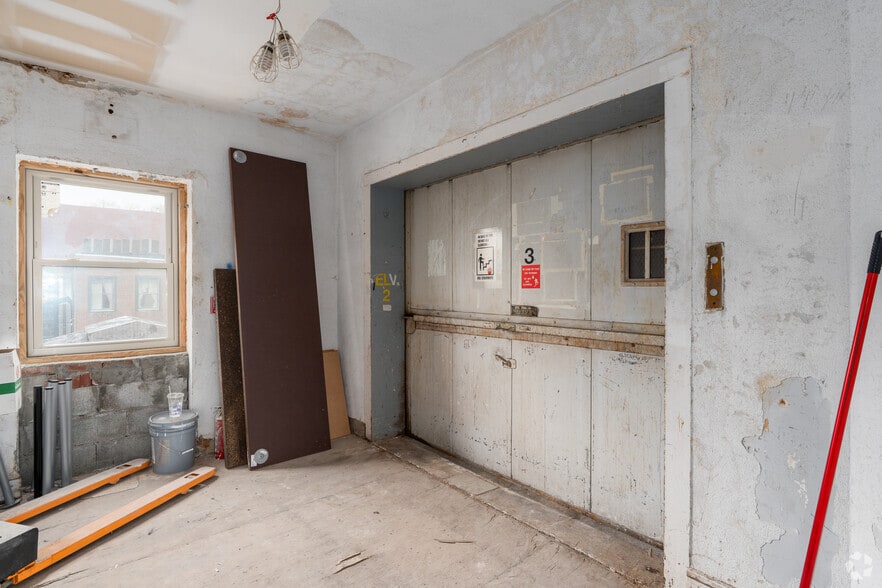 More Photos Of 417-421 South St, Philadelphia Storefront Retail Office For Sale