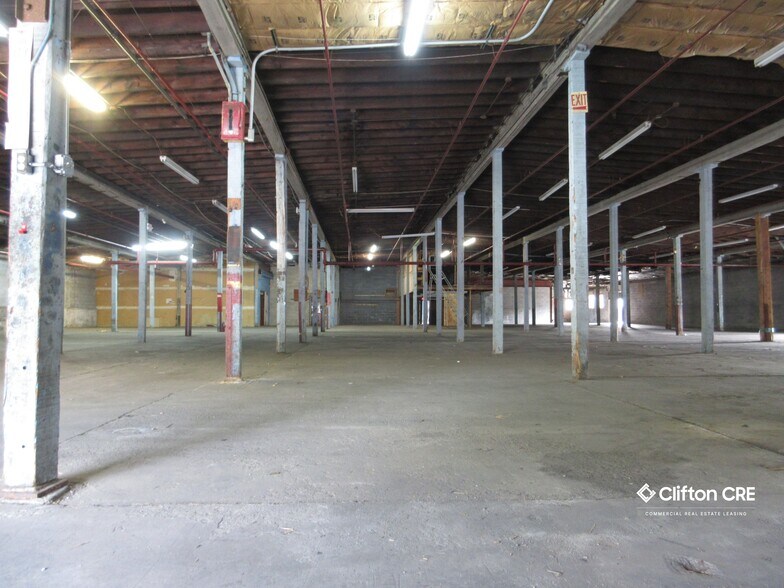 More Photos Of 185 Van Winkle Ave, Hawthorne Warehouse For Lease