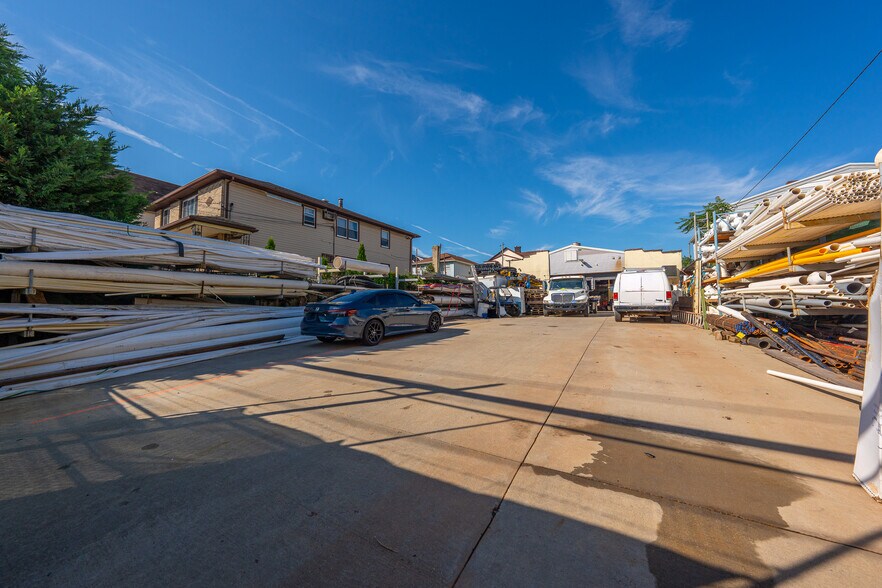 More Photos Of 245-247 Elizabeth Ave, Elizabeth Industrial For Lease