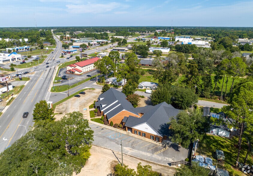 More Photos Of 2308 Palmyra Rd, Albany Medical For Lease