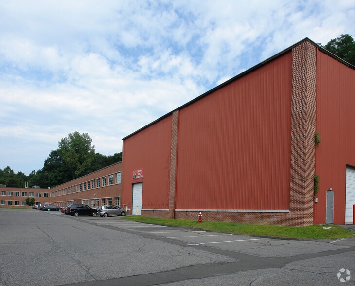 More Photos Of 115 Wall St, Valhalla Flex For Lease