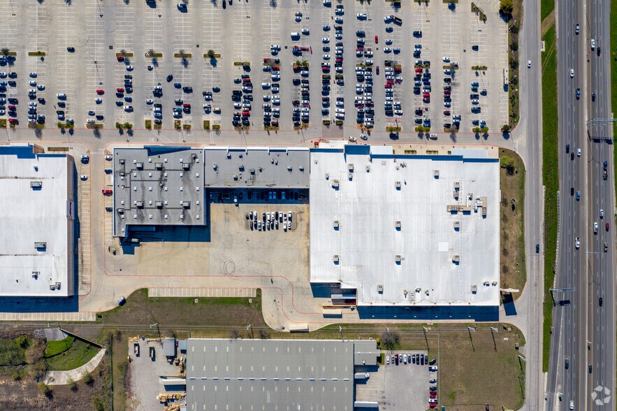 More Photos Of 161 Creekside Way, New Braunfels Unknown For Lease