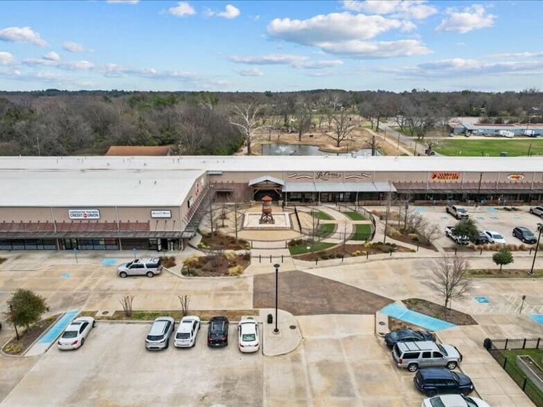 More Photos Of 75 Miranda Lambert Way, Lindale Unknown For Lease