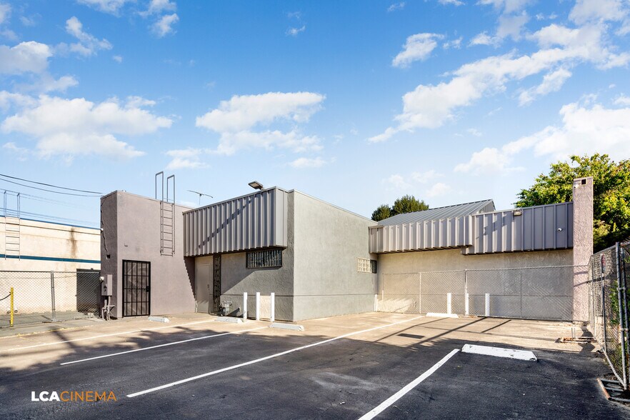 More Photos Of 2317 17th St, Bakersfield Medical For Lease