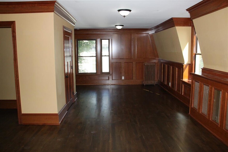 More Photos Of 478 2nd St, Excelsior Office For Lease