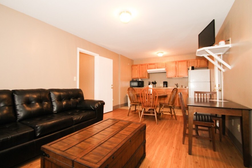 More Photos Of 42666 Highway 23, Venice Hotel For Sale