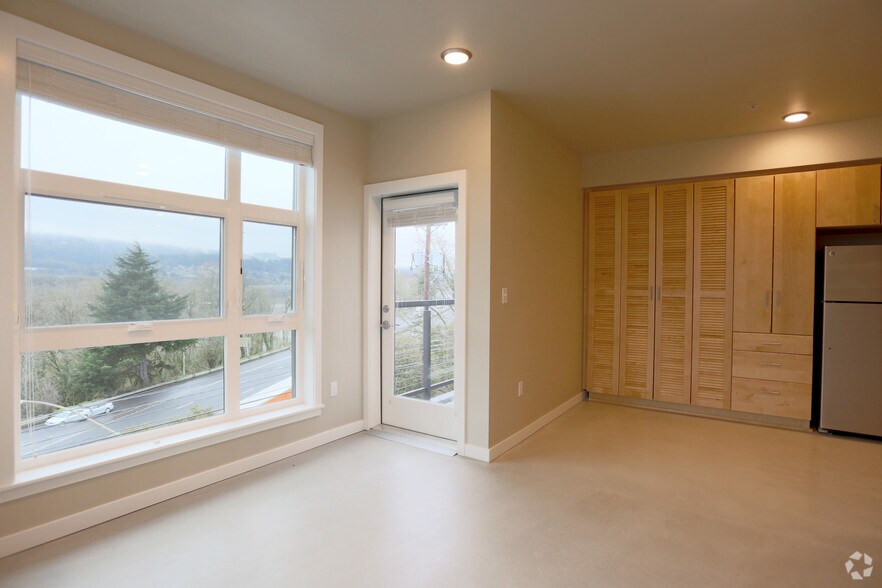 More Photos Of 4780 SE Milwaukie Ave, Portland Apartments For Sale