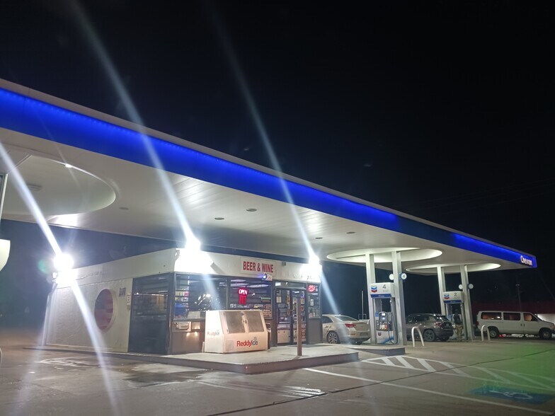 Primary Photo Of 9791 Forest Ln, Dallas Freestanding For Sale