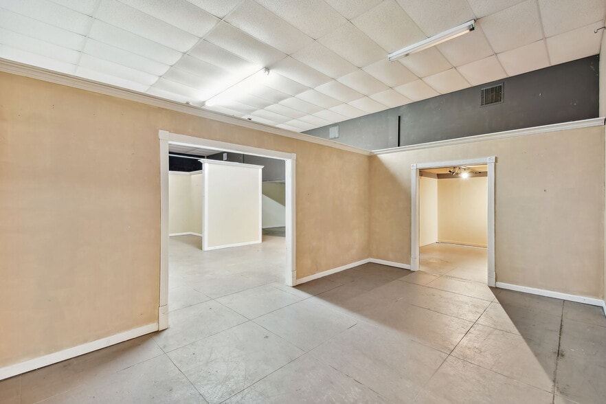 More Photos Of 1956 Kingsley Ave, Orange Park General Retail For Lease