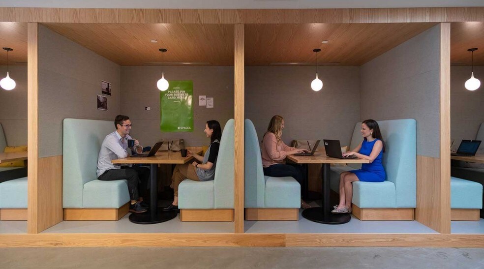 More Photos Of 99 Yorkville Ave, Toronto Coworking Space