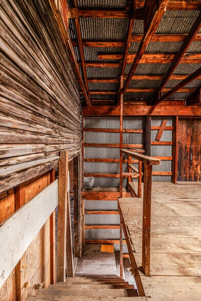 More Photos Of 357 Columbia St, Hudson Warehouse For Sale