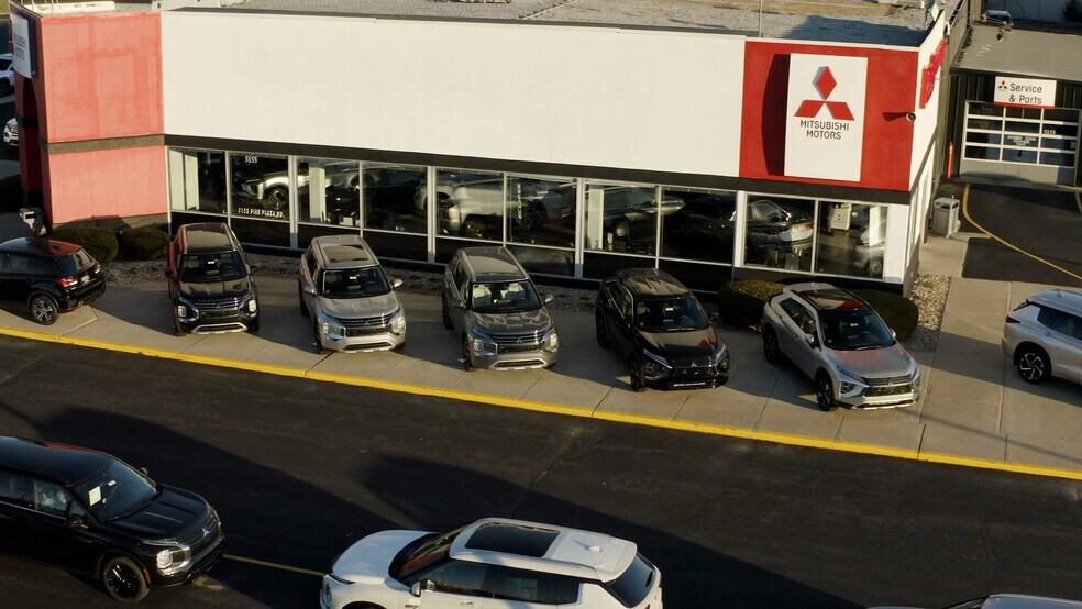 Primary Photo Of 5155 W Pike Plaza Rd, Indianapolis General Retail For Sale